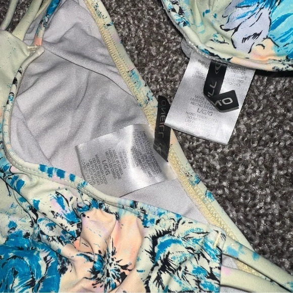 O'Neill Floral Bikini Size Large - Picture 8 of 8